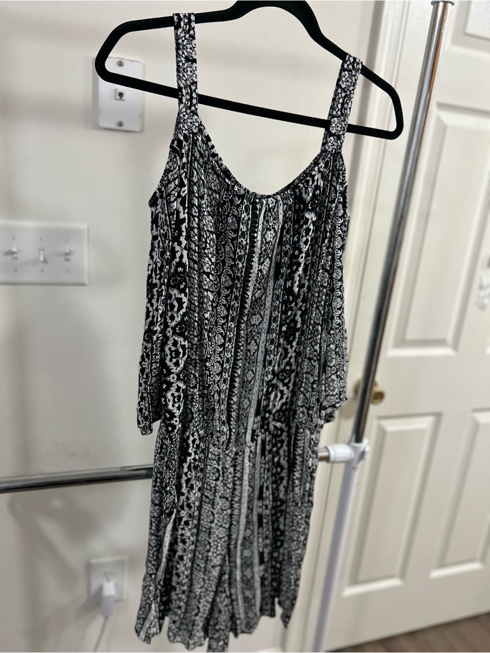 Apt. 9 Black & White Printed Jumpsuit Romper